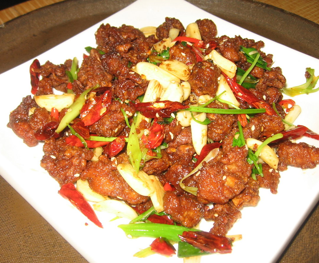 Chongqing Chilli Chicken 重慶辣子鸡 (Bones or Boneless)