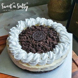 Cookies & Cream Cheesecake