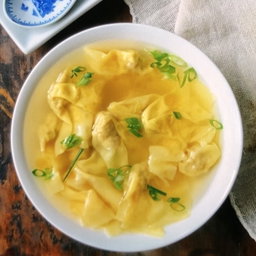 Wanton Soup (10pcs) 云吞汤(10个）