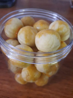 Pineapple Tarts (Homemade Pineapple Paste)