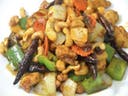 Stir fry chicken with cashew nuts 