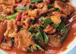 Stir fry pork with thai chilli paste