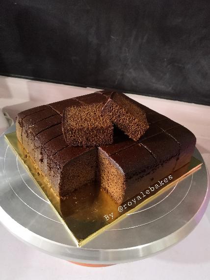 Premium Chocolate Buttercake