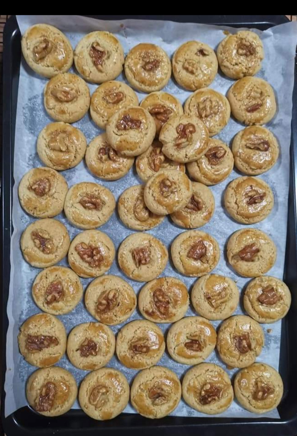Walnut cookies