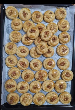 Walnut cookies
