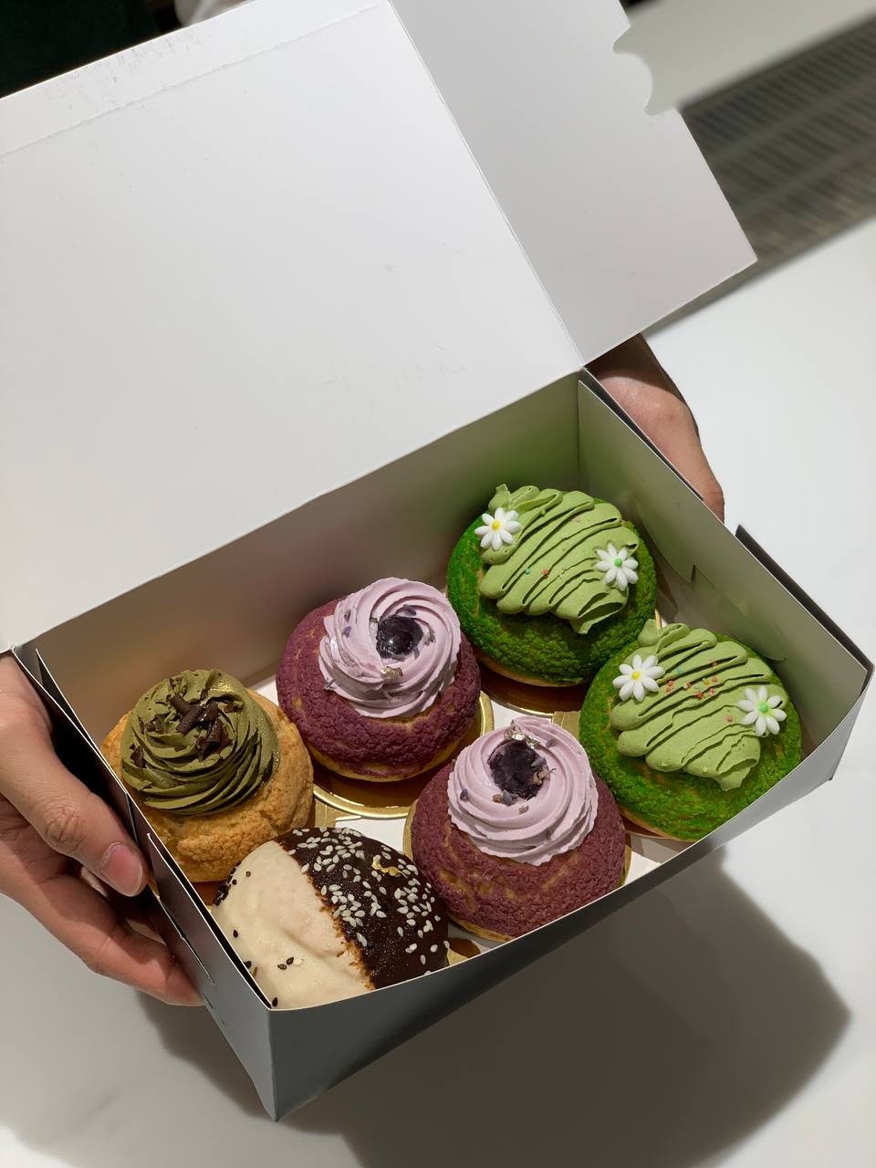 Pate A Choux (Box of 6)_0
