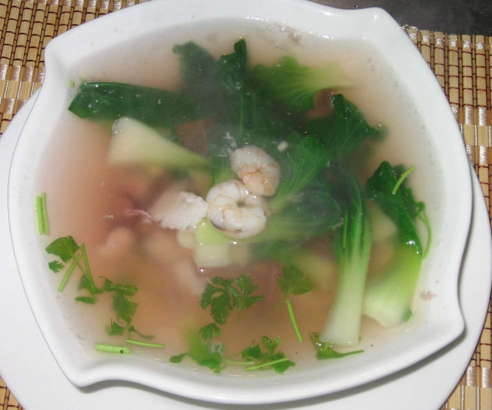 Mix Seafood Soup   海鲜汤  ( Regular or  Large)