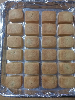 Taiwanese pineapple tarts - 40g each  (Top seller) (10 pcs)(2 flavour)