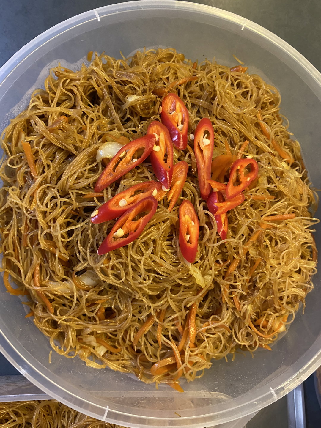 Home Cooked Garlic Fried Bee Hoon 蒜蓉炒米粉