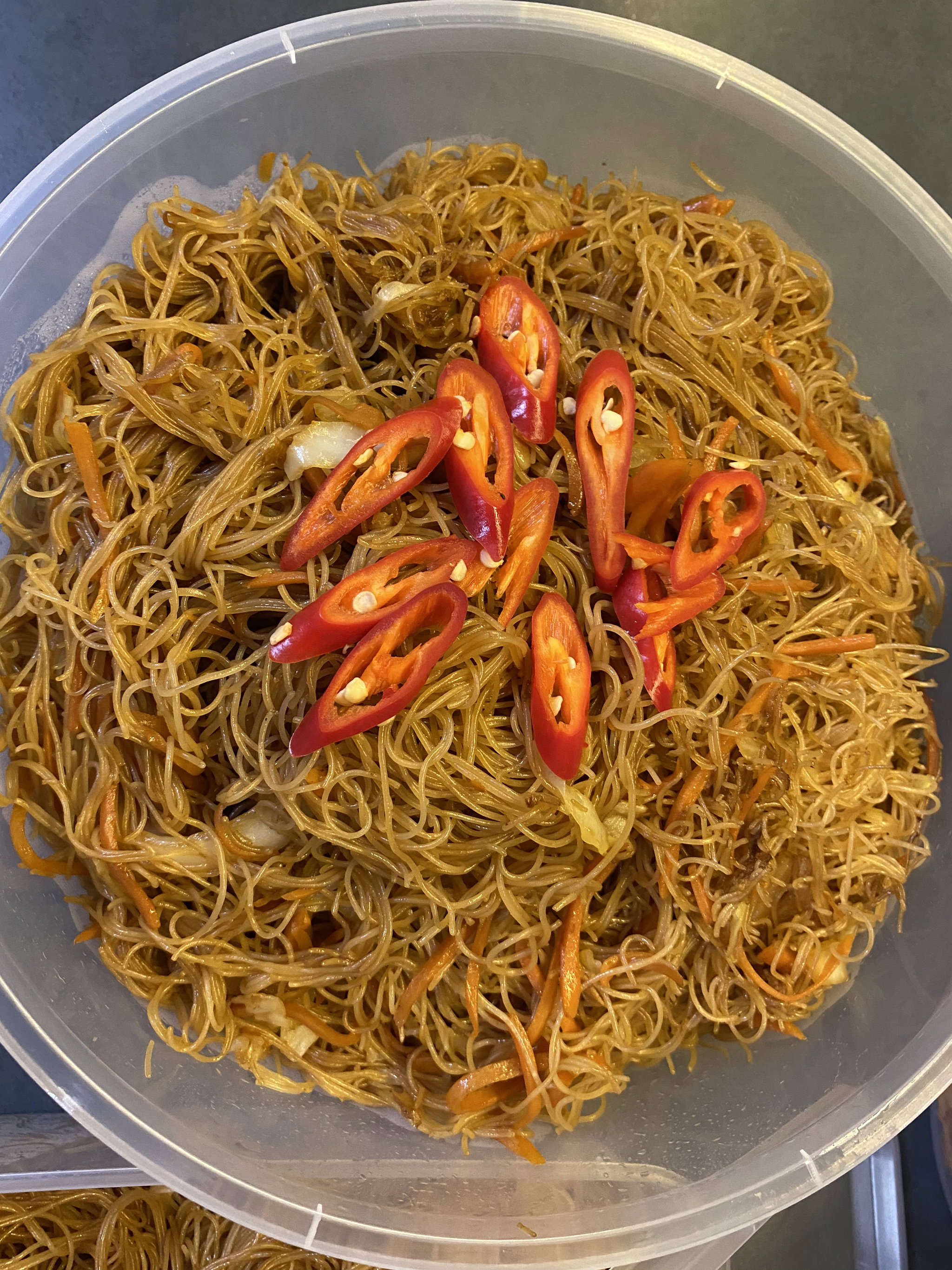 Home Cooked Garlic Fried Bee Hoon 蒜蓉炒米粉_0