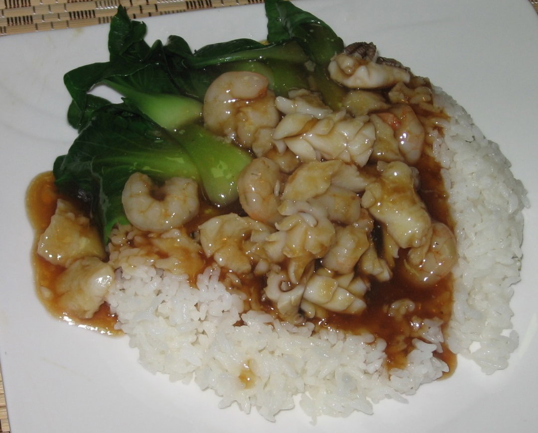 Mix Seafood Combo     海鲜盖饭