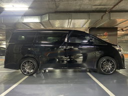 TOYOTA VELLFIRE ZA GOLDEN EYE
