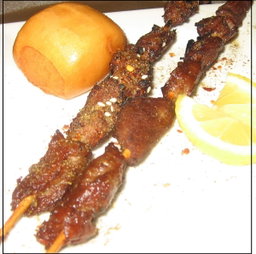 BBQ Beef Sticks   烤牛肉串  (2 pcs)