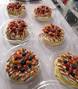 Pavlova Berry's *(Best Seller)