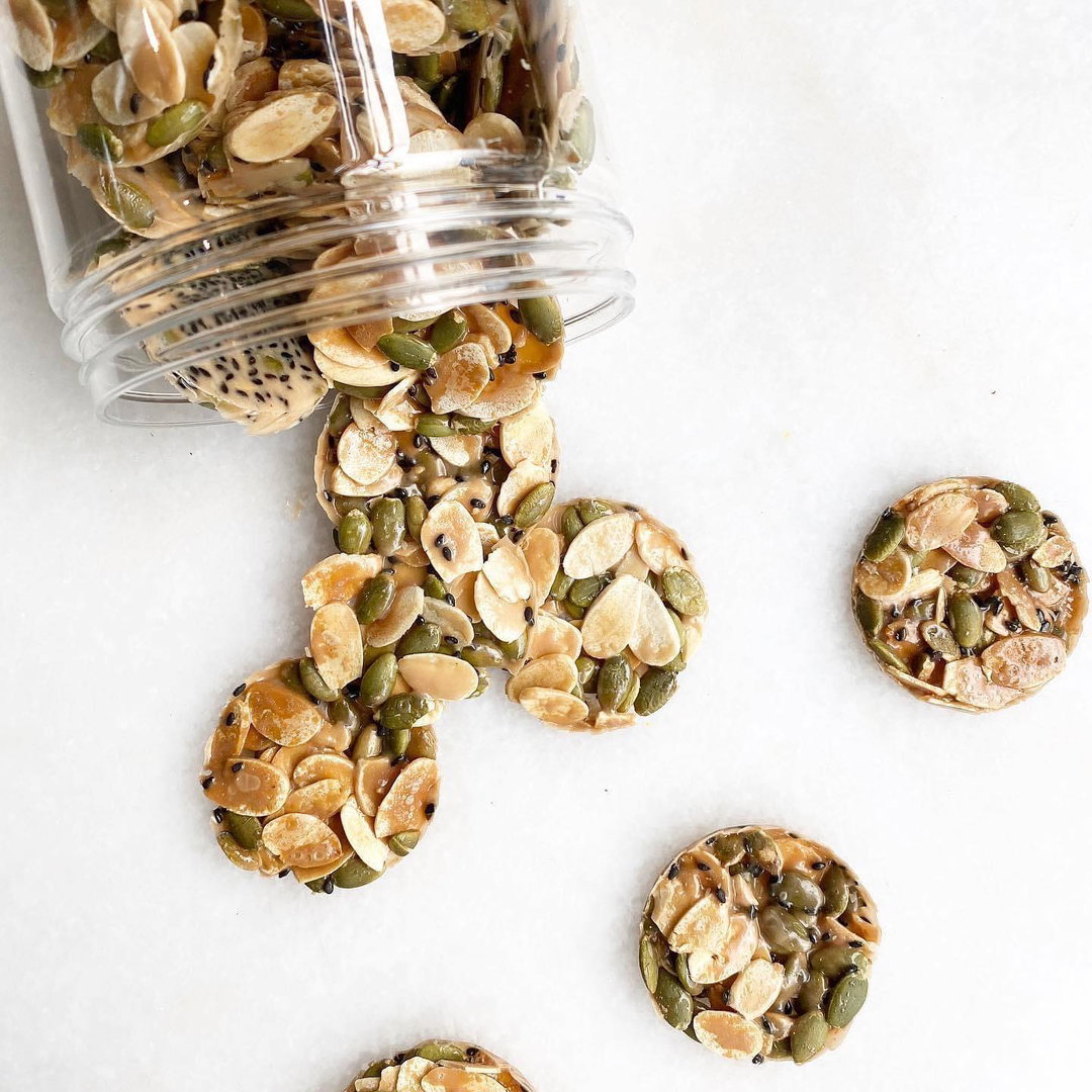 Nutty Brittles 《鼎瓜呱》