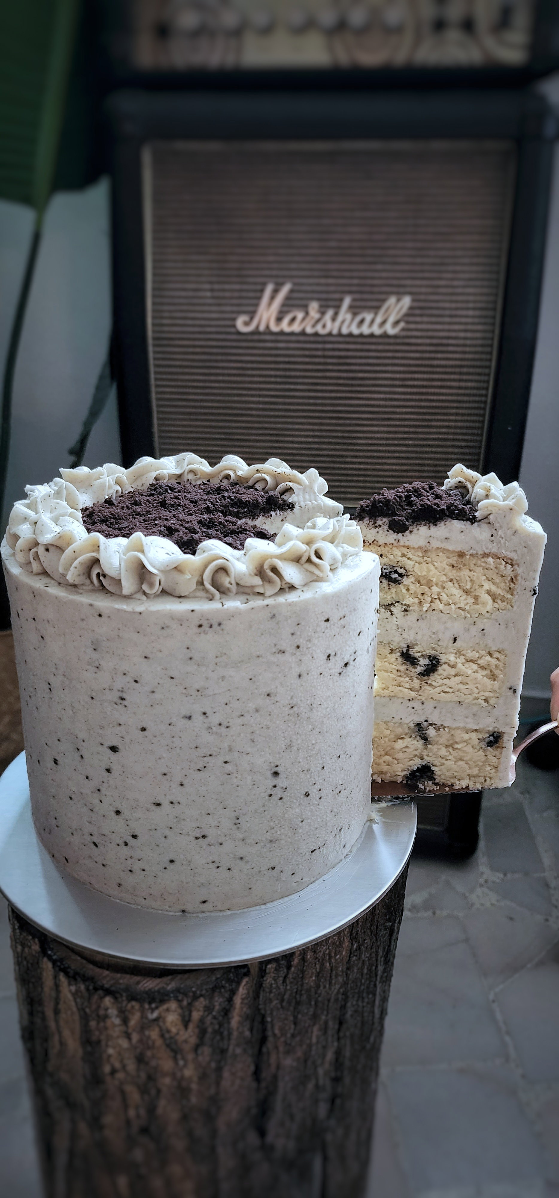 Cookies and Cream (Tall Cake)_2