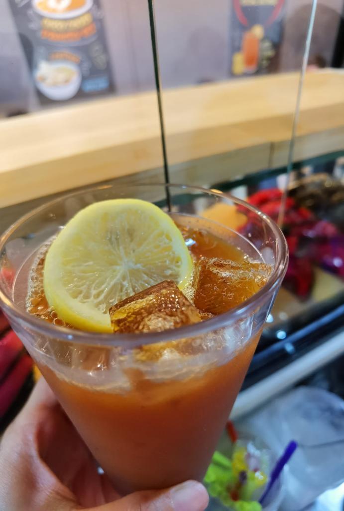 Freshly Squeezed Lemon Tea