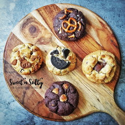 Cookie Bomb Treat Box - 6 🍪