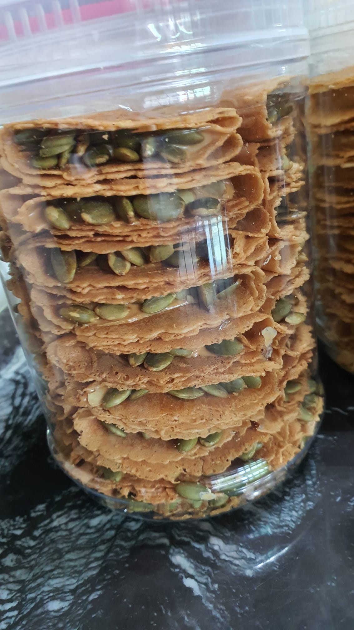 Kuih Kapit with Pumpkin seeds filing_1