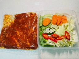 제육볶음 Spicy Spanish Pork 