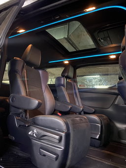TOYOTA VELLFIRE ZA GOLDEN EYE
