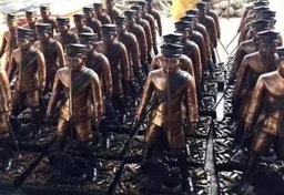 Ajarn Fon Deesawang Standing Statue