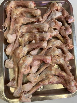 Fresh Chicken Thigh Bone (新鲜鸡腿骨)