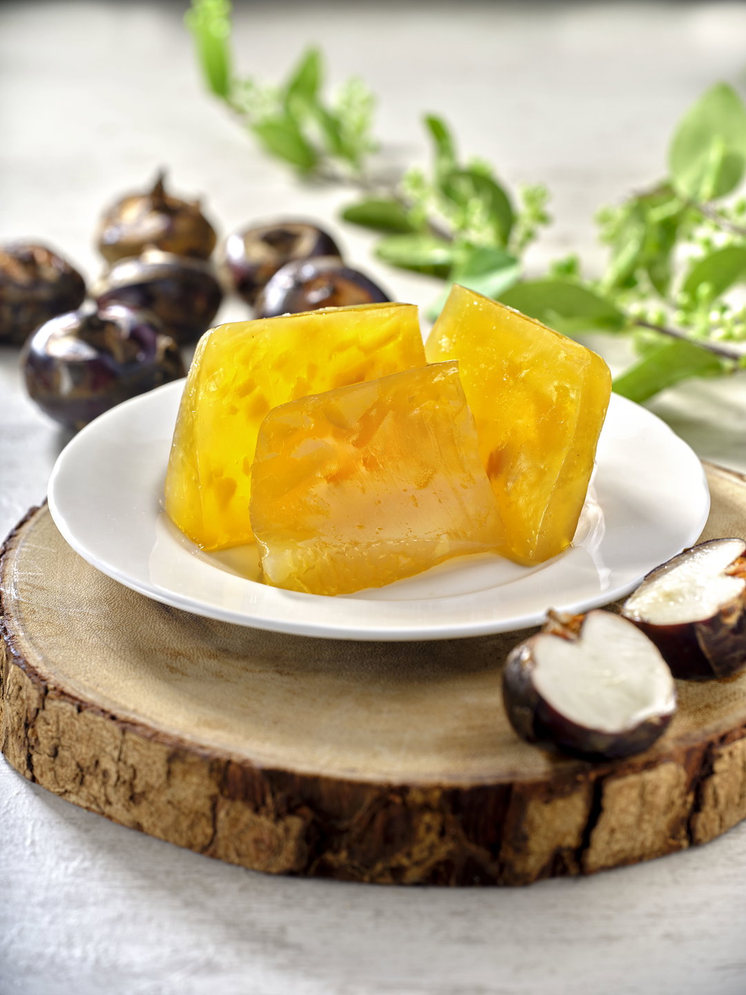 Water chestnut cake 爽滑马蹄糕 (3 pieces)