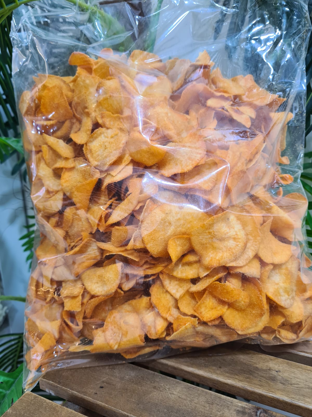 Kerepek Ubi Kari /BBQ Curry Tapioca 1kg_0