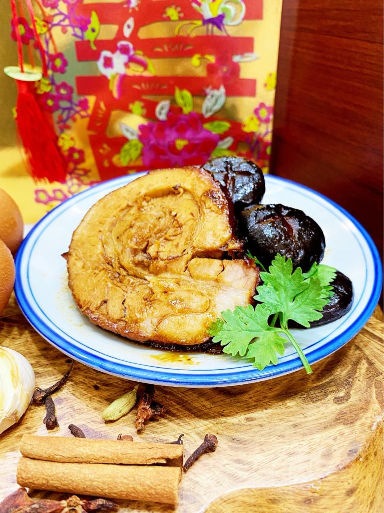 Signature Braised Pork (2-3 pax)_1