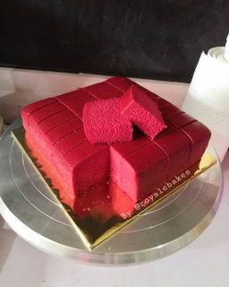 Premium Red Velvet Buttercake