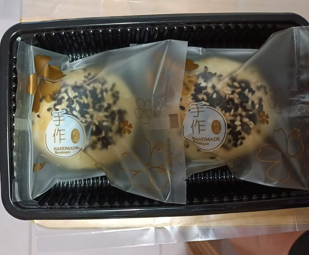 Taiwanese 3Q Biscuits (Top seller) (Non-vegetarian) 70 to 75g per pcs! 8 pcs per box!_2