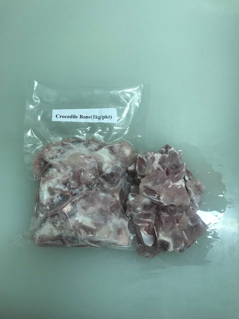 Croco Farm Frozen Crocodile Bone(1Kg/pkt) Buy 10 Packets for $150 and get complimentary delivery