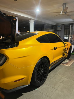 FORD MUSTANG 2.3 ECOBOOST FACELIFT - (ORANGE)