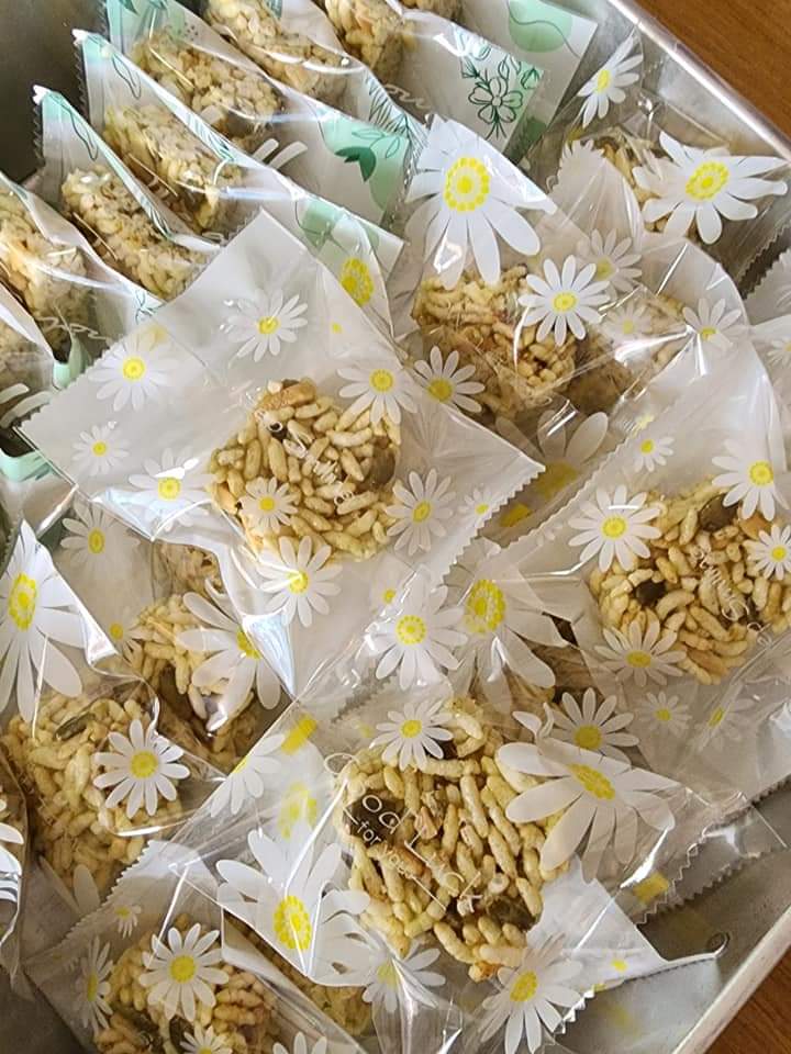 Fried shallot rice crackers!_1