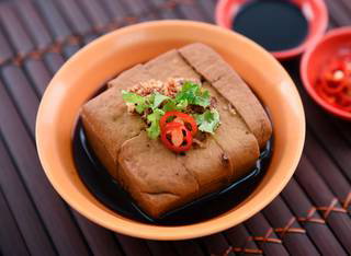Braised Dried Beancurd (Tau Kua)