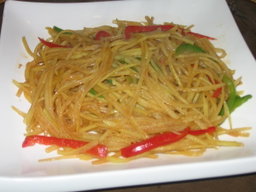 Hot & Sour Shredded Potatoes   酸辣土豆丝
