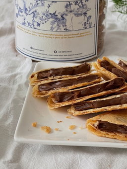 Nutella Wafer Folds