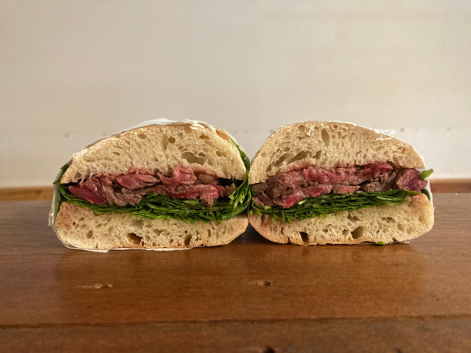 Steak sandwich_0
