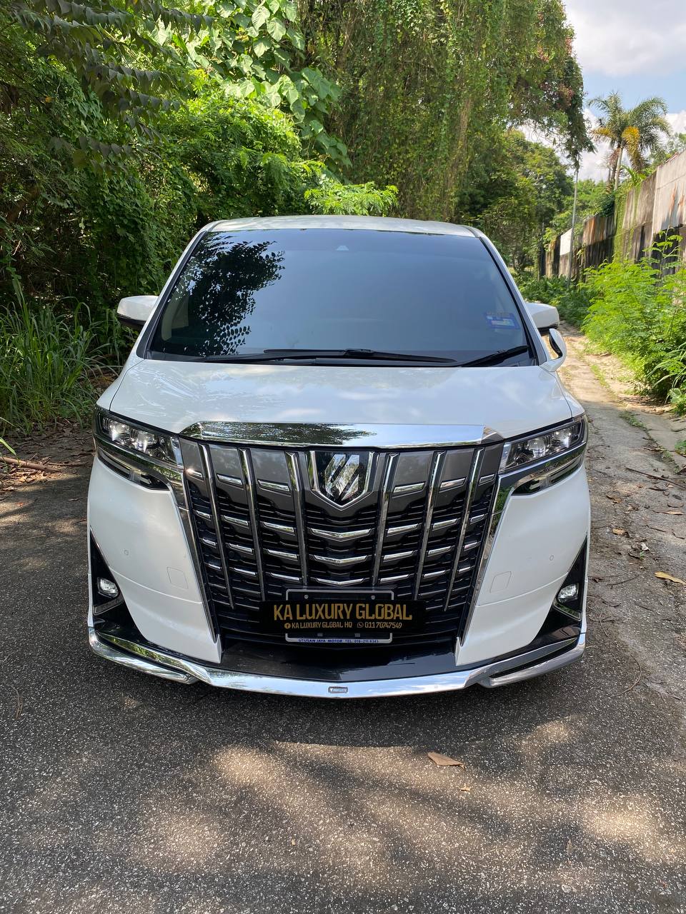 TOYOTA ALPHARD SA_0