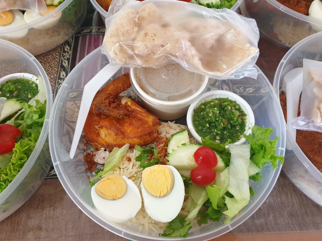 Nasi Serai Ayam Goreng