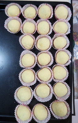 Vegan golfball pineapple tart