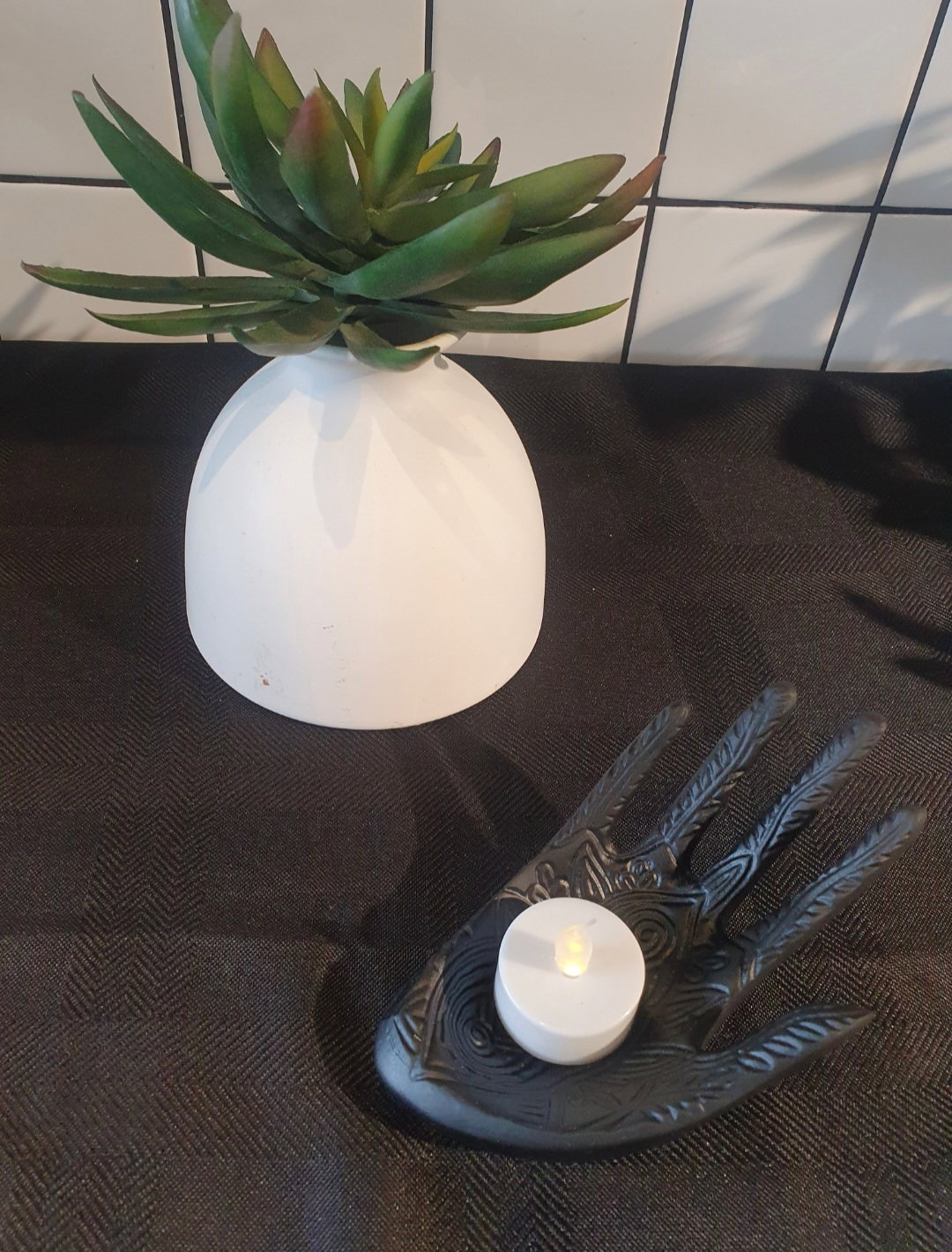 Gold / Black Hand Tealight Crystal Holder_3