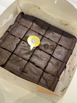 🍫 Keto Brownies 8”
