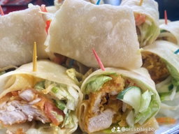 Individual eats🤤