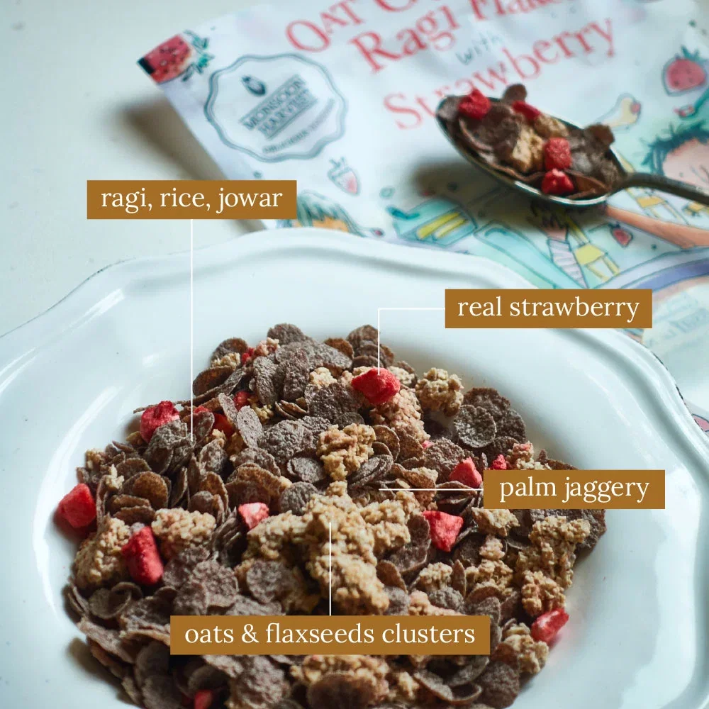 Breakfast Cereal - Oat Clusters & Ragi Flakes With Strawberry_1