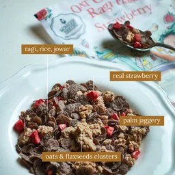 Breakfast Cereal - Oat Clusters & Ragi Flakes With Strawberry