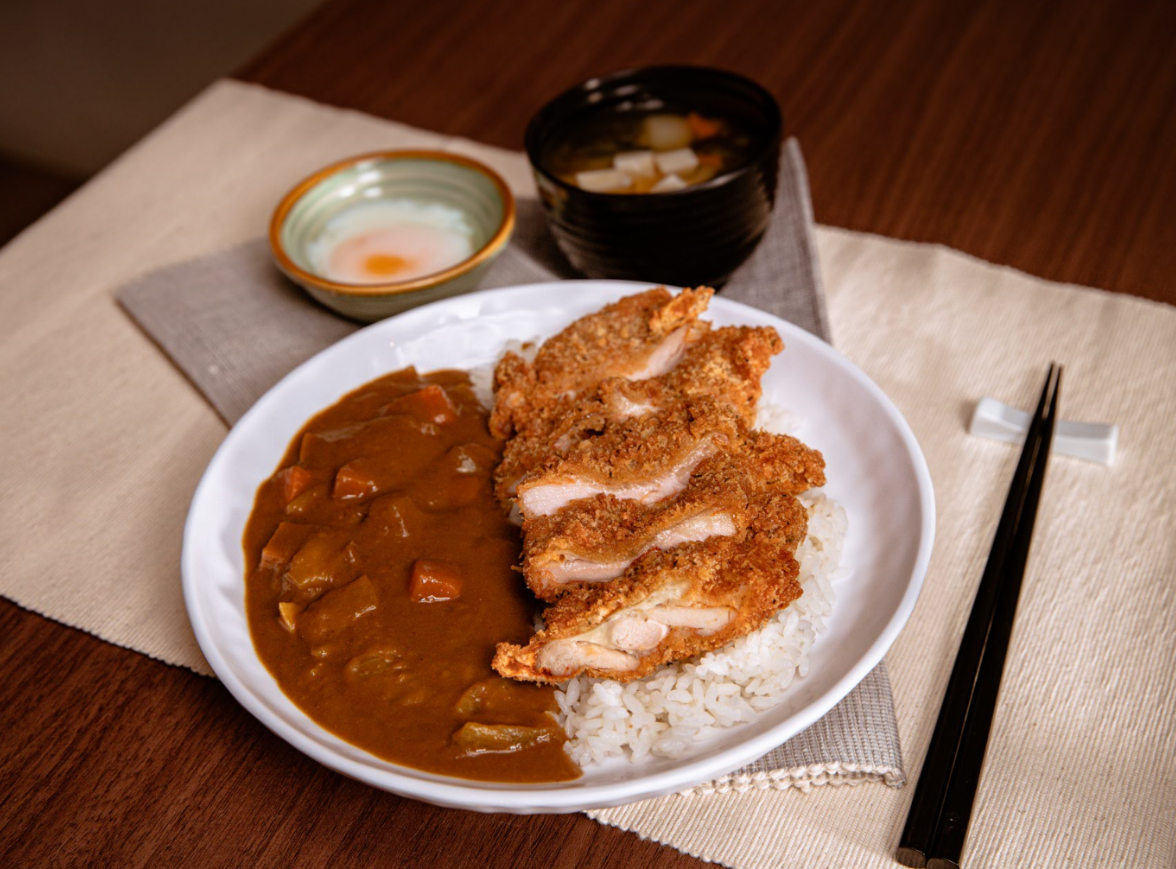 D9. Curry Chicken Don_0
