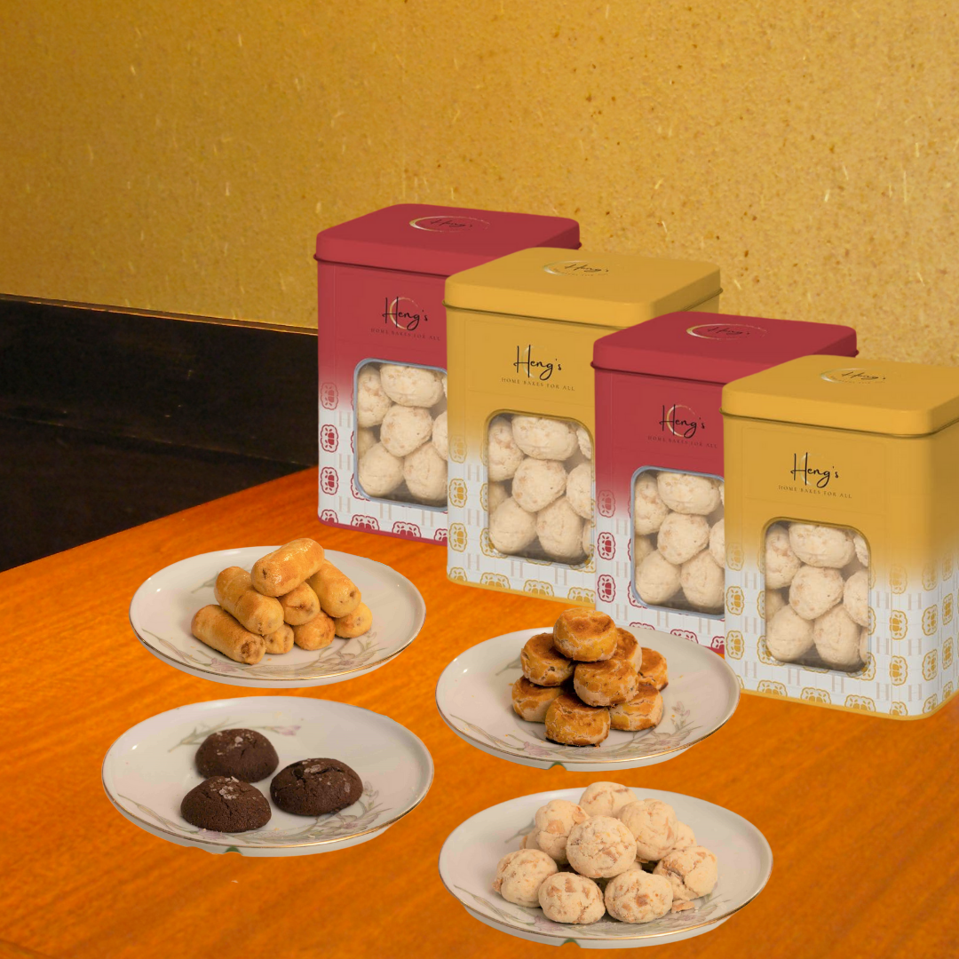 Abundant Prosperity Bundle (1xPineapple Tarts + 1xAlmond Cookies + 1xPeanut Cookies + 1xSea Salt Chocolate Lava Cookies) 路路發精美礼包 (1x凤梨酥 + 1x香酥花生饼 + 1x香酥杏仁饼 + 1x比利时巧克力曲奇)