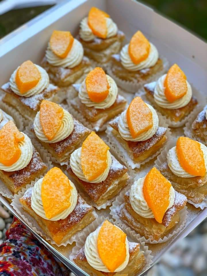 Mini Fruit Strudel 16pcs*